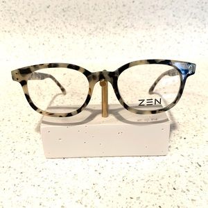 ZEN Z428 Frames Barcelona Spain Snow Leapord tort
